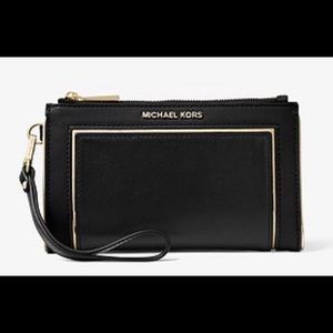 MK - Adele Framed Leather Smartphone Wallet